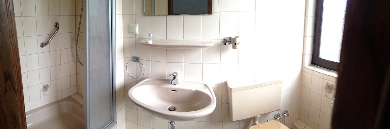 Goldene Rose Aparthotel Ebersbach an der Fils Bagian luar foto